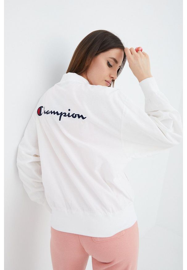 Champion kurtka bomber damski kolor biały przejściowa oversize. Kolor: biały. Materiał: włókno