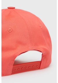 Adidas - adidas czapka bawełniana kolor pomarańczowy z nadrukiem. Kolor: pomarańczowy. Materiał: bawełna. Wzór: nadruk