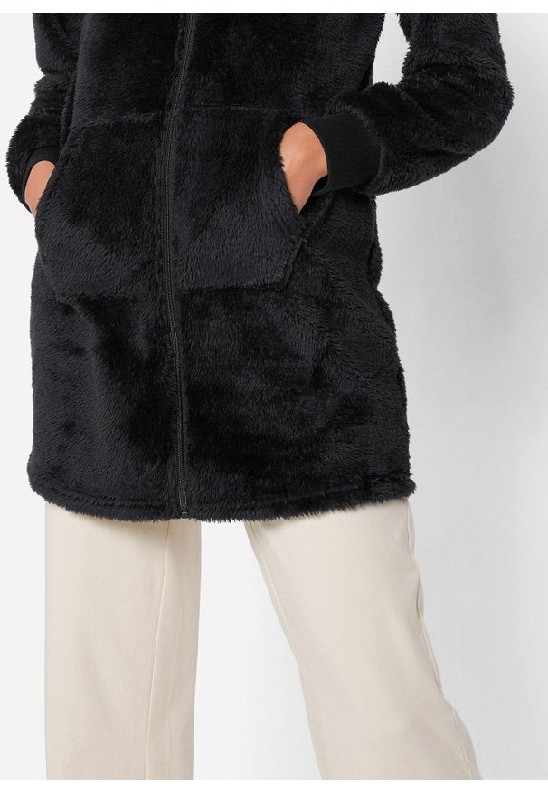 bonprix - Lekka bluza z kapturem, z miękkiego polaru. Typ kołnierza: kaptur. Kolor: czarny. Materiał: polar. Długość rękawa: długi rękaw. Długość: długie