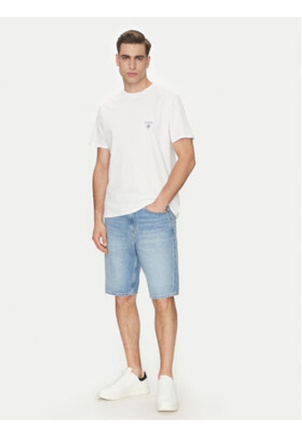 Guess T-Shirt F5GI09 KA260 Biały Regular Fit. Kolor: biały. Materiał: bawełna