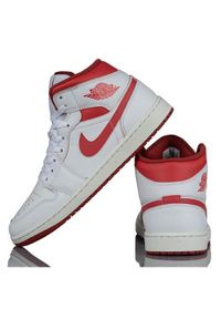 Buty do chodzenia męskie Nike Air Jordan 1 Mid. Kolor: biały. Materiał: skóra. Szerokość cholewki: normalna. Model: Nike Air Jordan. Sport: turystyka piesza