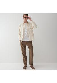 Reserved - Spodnie chino z dodatkiem lnu - Brązowy. Kolor: brązowy. Materiał: len #1