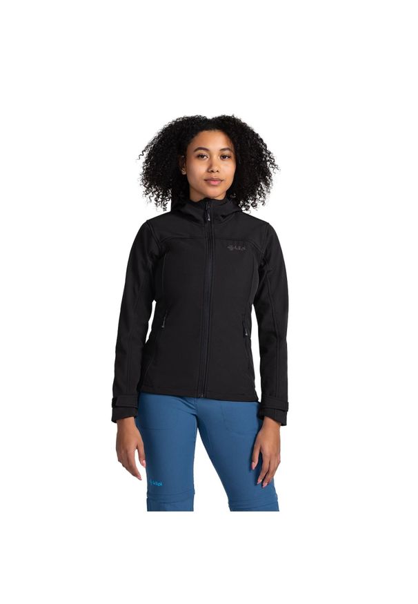Damska kurtka turystyczna Kilpi Ravia. Kolor: czarny. Materiał: softshell. Sezon: wiosna, jesień. Sport: turystyka piesza