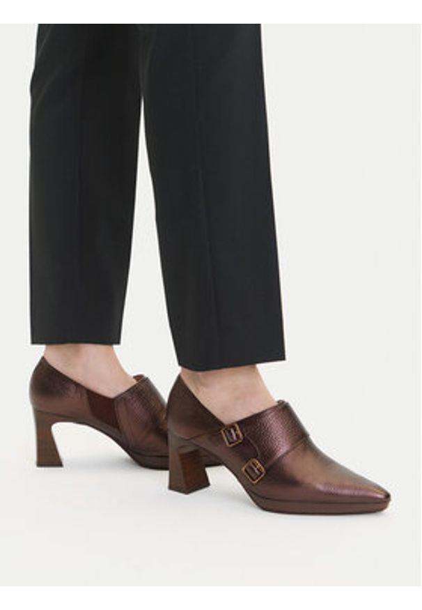 Hispanitas Półbuty HI254303 Brązowy. Kolor: brązowy. Materiał: skóra