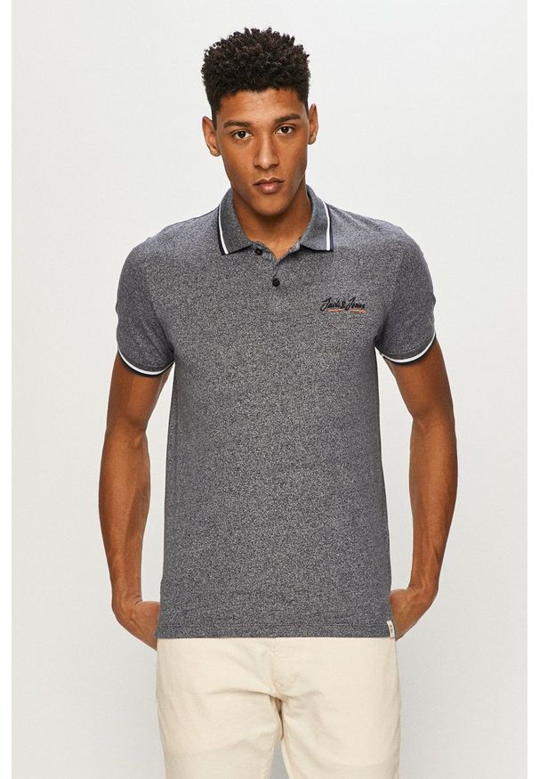 Jack & Jones - Polo. Okazja: na co dzień. Typ kołnierza: polo. Kolor: niebieski. Materiał: dzianina. Długość: krótkie. Wzór: gładki. Styl: casual