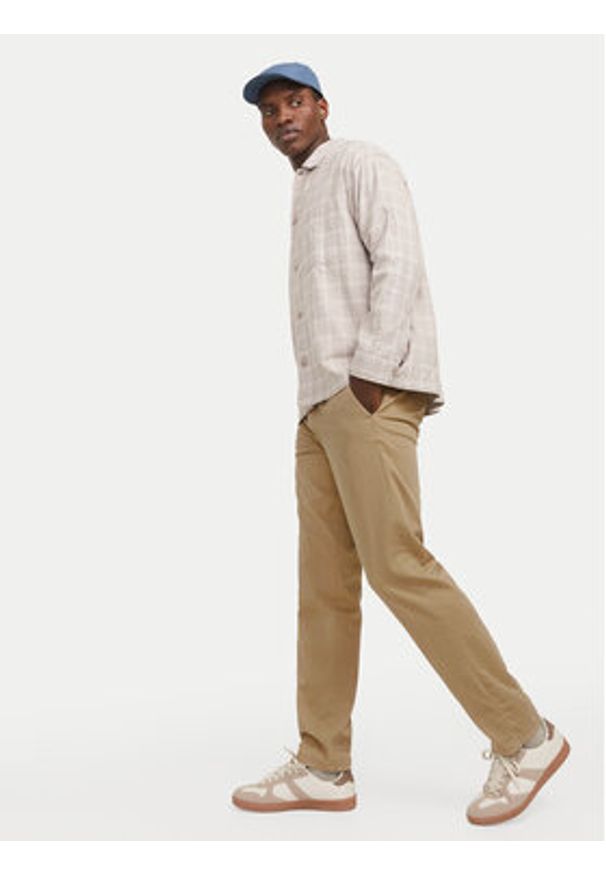Jack & Jones Chinosy Kane 12268490 Brązowy Regular Fit. Kolor: brązowy. Materiał: bawełna