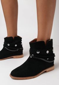 Born2be - Czarne Botki z Ukrytą Koturną Gianna. Okazja: na co dzień. Zapięcie: bez zapięcia. Kolor: czarny. Szerokość cholewki: normalna. Wzór: aplikacja. Obcas: na koturnie. Styl: casual #1