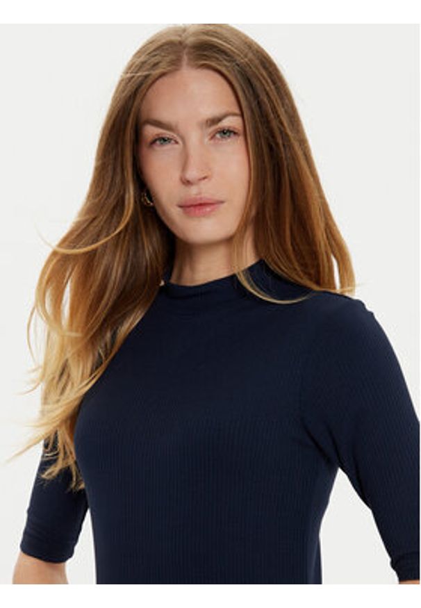 TOMMY HILFIGER - Tommy Hilfiger Sukienka codzienna WW0WW44430 Granatowy Slim Fit. Okazja: na co dzień. Kolor: niebieski. Materiał: wiskoza. Typ sukienki: proste. Styl: casual