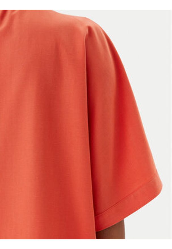 Marc O'Polo Bluzka 503 0840 41013 Czerwony Relaxed Fit. Typ kołnierza: polo. Kolor: czerwony. Materiał: lyocell