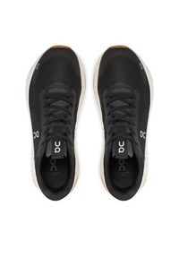 On Sneakersy Cloudnova Form 2 3ME30151430 Czarny. Kolor: czarny. Materiał: materiał #3