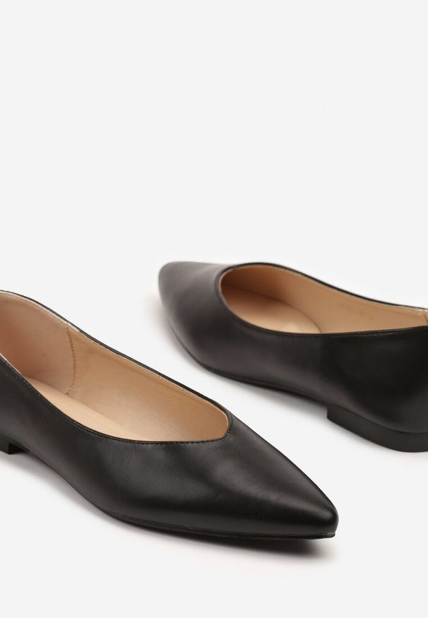 Born2be - Czarne Balerinki Vices z Migdałowym Noskiem Neomaria. Okazja: na co dzień. Kolor: czarny. Materiał: jeans, jedwab. Styl: casual, elegancki