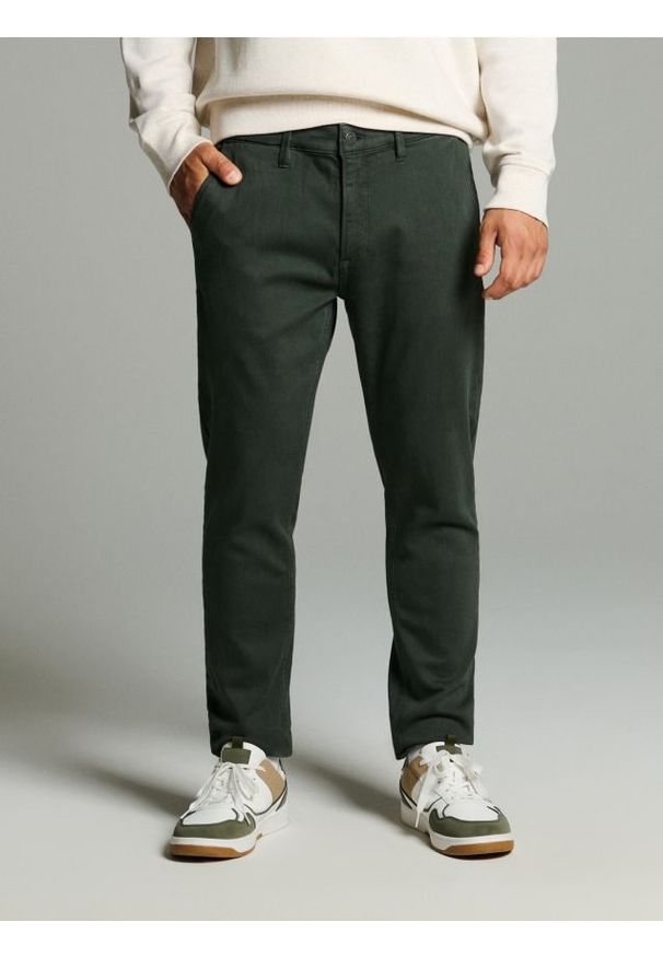 Sinsay - Jeansy slim fit - zielony. Kolor: zielony