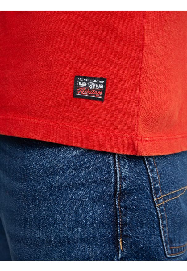 Big-Star - Koszulka męska czerwona Triser 704. Kolor: czerwony. Materiał: jeans, skóra, materiał. Wzór: aplikacja. Styl: elegancki
