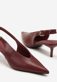 Renee - Bordowe Czółenka Typu Slingback na Szpilce Latinea. Okazja: na co dzień. Zapięcie: pasek. Kolor: czerwony. Materiał: jeans. Obcas: na szpilce. Styl: klasyczny, casual, elegancki #5