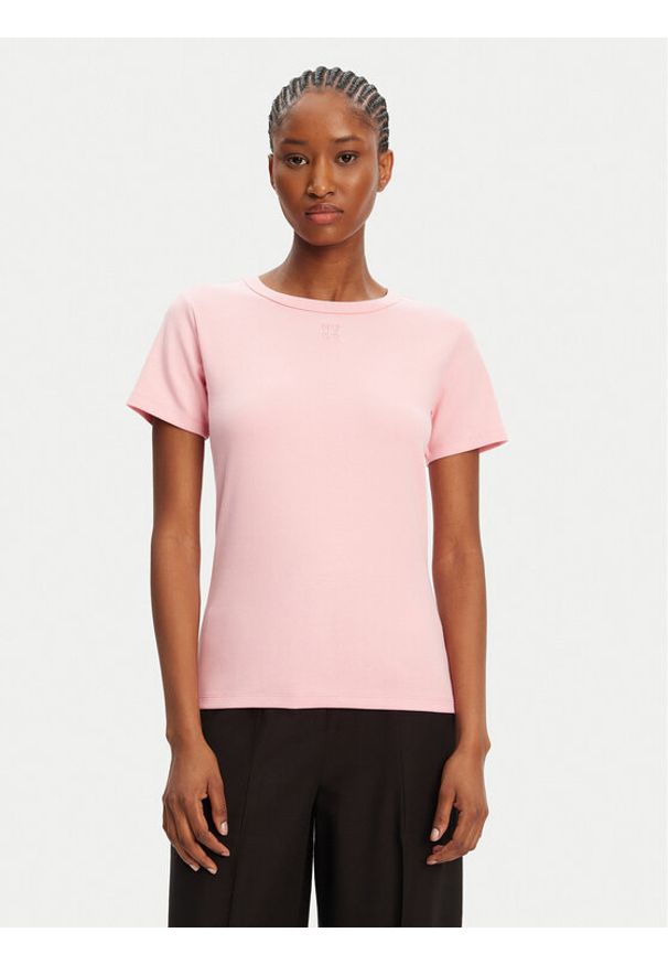 Hugo - HUGO T-Shirt Deloris 50512002 Czerwony Regular Fit. Kolor: czerwony. Materiał: bawełna