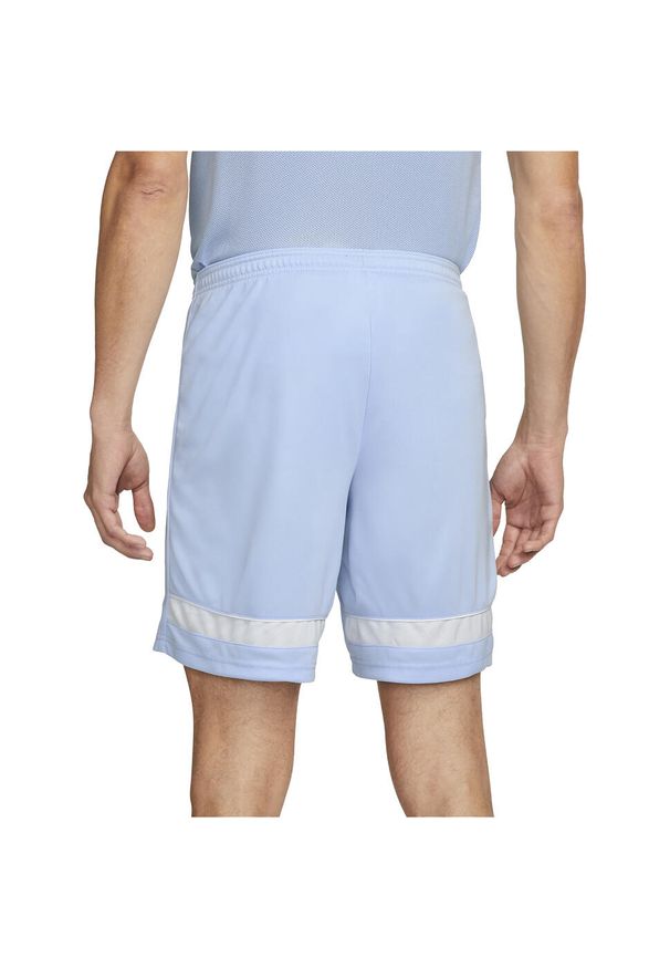 Spodenki sportowe męskie Nike Dri-Fit Academy Shorts. Kolor: niebieski. Materiał: poliester. Technologia: Dri-Fit (Nike). Sport: piłka nożna