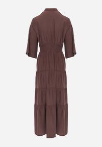 Born2be - Brązowa Rozkloszowana Sukienka Boho z Wiskozą Zdobiona Ażurowymi Wstawkami Islae. Okazja: do pracy, na co dzień. Kolor: brązowy. Materiał: wiskoza. Wzór: aplikacja, ażurowy. Typ sukienki: proste, rozkloszowane. Styl: boho #5