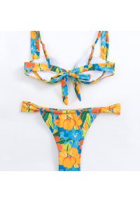 Intica - Strój kąpielowy usztywniany na plażę z unikalnym wzorem Vilja. Kolor: wielokolorowy. Materiał: materiał #2