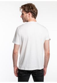 Koszulka Champion Premium Small C Logo T-Shirt (214674-WW001). Kolor: biały. Materiał: materiał #3
