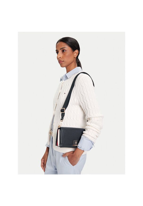 TOMMY HILFIGER - Torebka Tommy Hilfiger. Kolor: niebieski