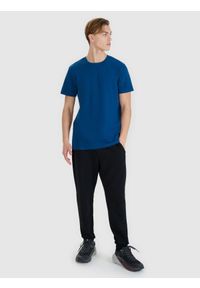 4f - 4F T-shirt regular ze strukturalnej dzianiny męski - turkusowy M. Okazja: na co dzień. Kolor: turkusowy. Materiał: dzianina. Długość rękawa: krótki rękaw. Długość: krótkie. Styl: klasyczny, sportowy, casual