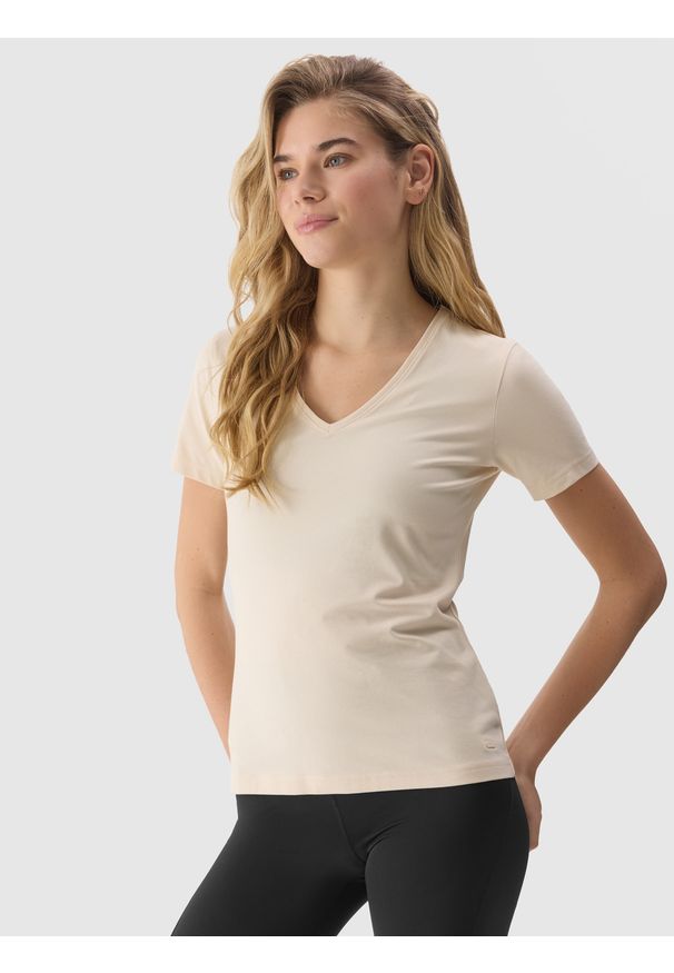 4f - 4F T-shirt gładki z bawełną organiczną damski - beżowy S. Okazja: na co dzień. Typ kołnierza: dekolt w serek. Kolor: beżowy. Materiał: bawełna. Wzór: gładki. Styl: sportowy, casual