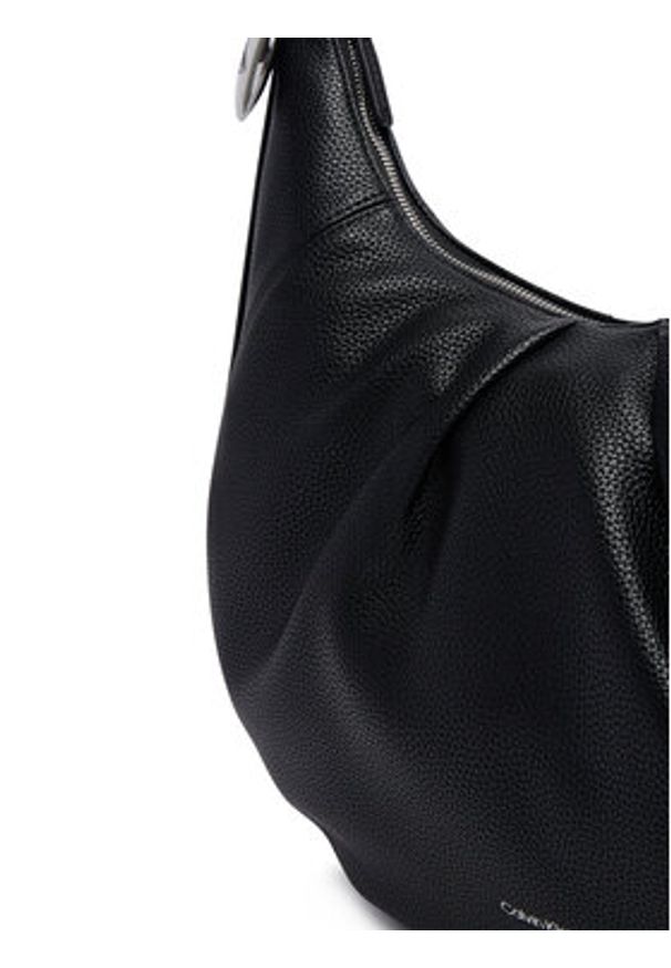 Calvin Klein Torebka Engraved Hw LV04F3555G Czarny. Kolor: czarny. Materiał: skórzane