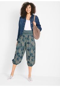 bonprix - Spodnie 3/4 z lejącego materiału z wiskozą. Kolor: zielony. Materiał: wiskoza, materiał. Wzór: nadruk #2