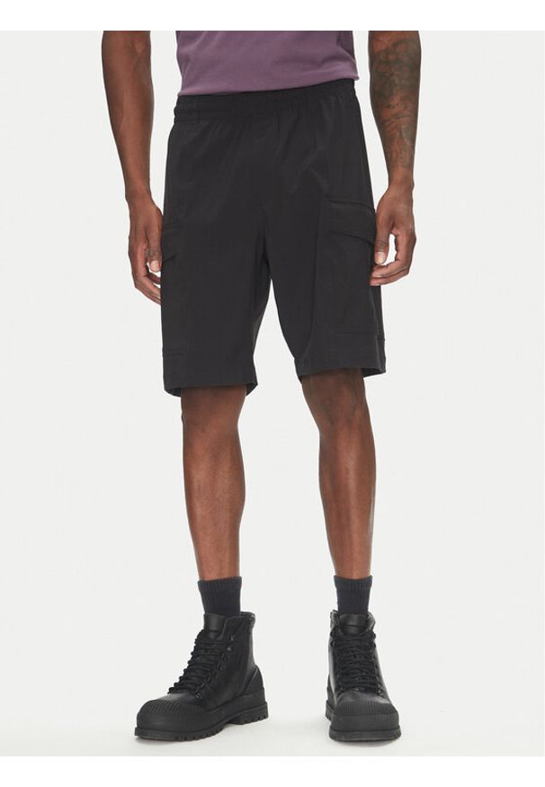 Timberland Szorty sportowe TB0A677F Czarny Regular Fit. Kolor: czarny. Materiał: syntetyk. Styl: sportowy