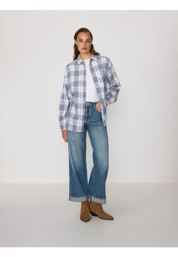 Reserved - Bawełniana koszula w kratę - jasnoniebieski. Kolor: niebieski. Materiał: bawełna