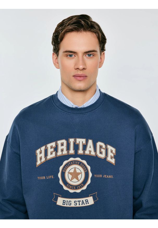 Big-Star - Bluza męska z nadrukiem niebieska Leonar 402. Okazja: na co dzień, do pracy. Kolor: niebieski. Materiał: dzianina, jeans, materiał. Wzór: nadruk. Styl: casual, klasyczny