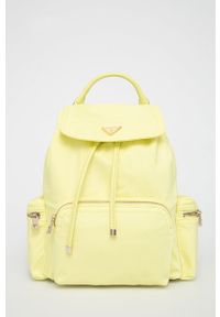 Guess plecak damski kolor żółty mały gładki. Kolor: żółty. Materiał: włókno, materiał. Wzór: gładki