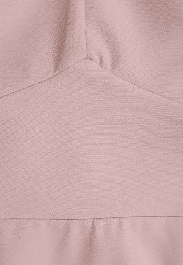 Born2be - Różowa Elegancka Sukienka z Bufiastymi Rękawami i Wiązaniem na Plecach Zeepy. Kolor: różowy. Wzór: gładki. Styl: elegancki