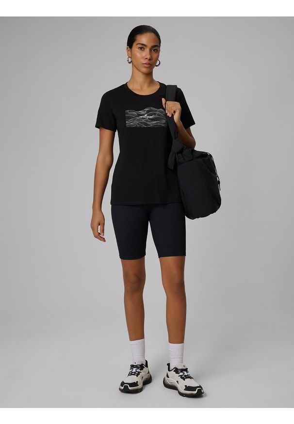 4f - 4F T-shirt regular z nadrukiem damski - czarny XL. Okazja: na co dzień. Kolor: czarny. Materiał: dzianina, bawełna. Wzór: nadruk. Styl: casual