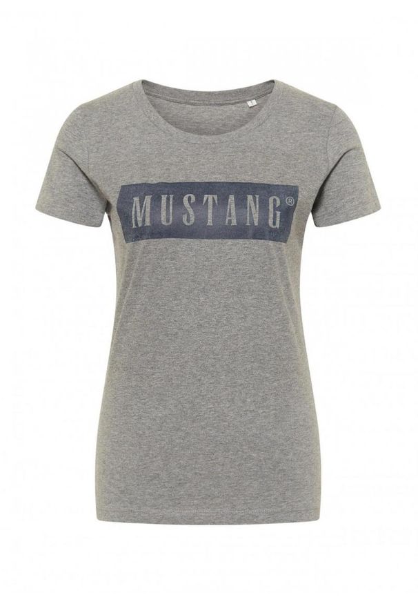 Mustang - MUSTANG ALINA C LOGO TEE DAMSKI T-SHIRT KOSZULKA LOGO LIGHT GREY MELANGE 1013220 4141. Okazja: na co dzień, do pracy. Materiał: bawełna, jeans, skóra. Długość: długie. Styl: elegancki, casual