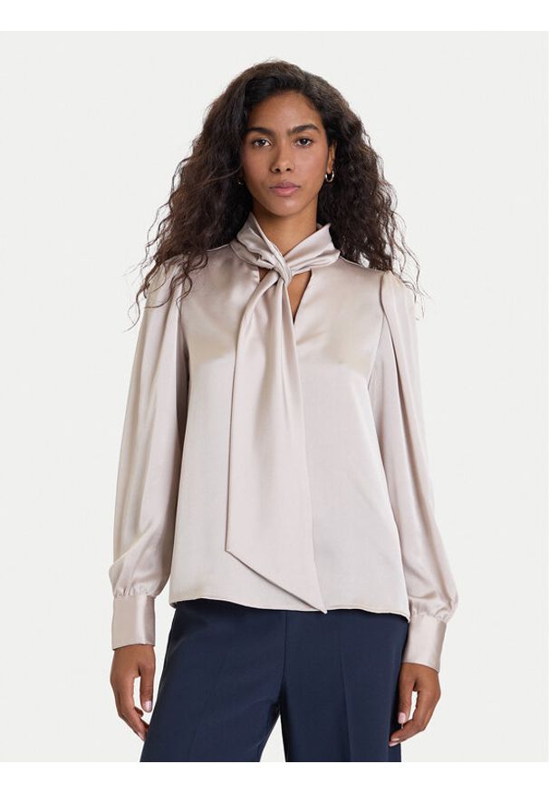 Vero Moda Bluzka Nini 10336252 Beżowy Standard Fit. Kolor: beżowy. Materiał: syntetyk