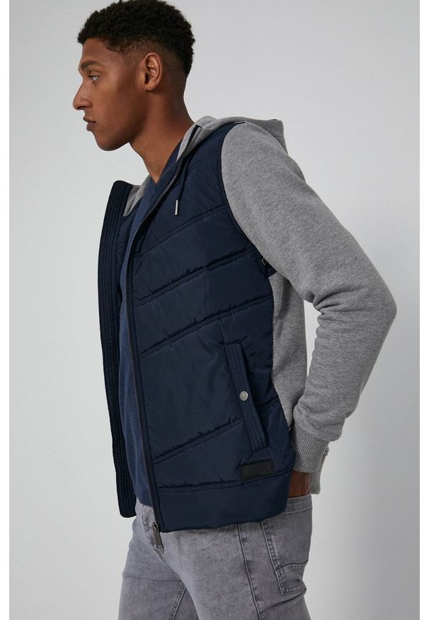 medicine - Medicine - Bluza Essential. Okazja: na co dzień. Typ kołnierza: kaptur. Kolor: niebieski. Materiał: tkanina, dzianina. Wzór: gładki. Styl: casual