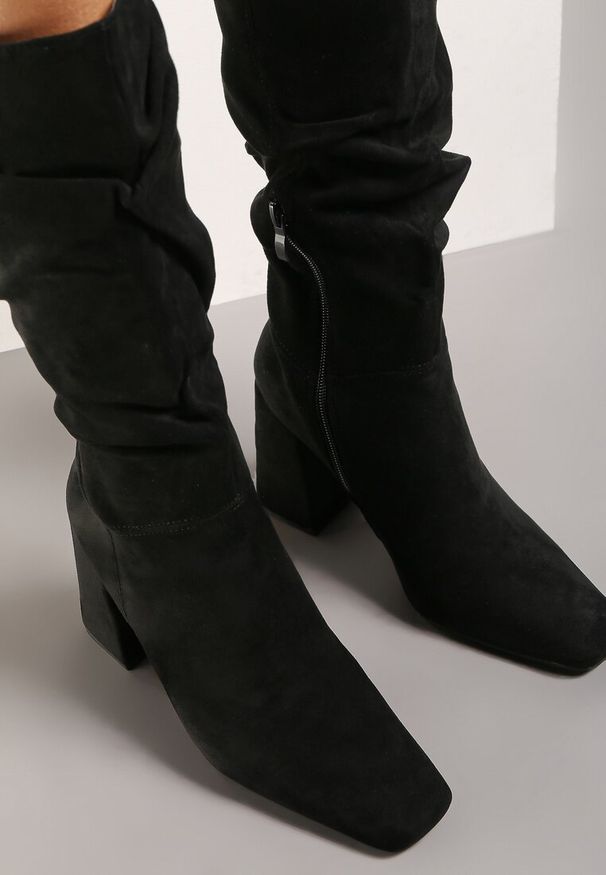 Born2be - Czarne Kozaki Keaxalim. Zapięcie: zamek. Kolor: czarny. Szerokość cholewki: normalna. Sezon: wiosna, jesień. Obcas: na słupku