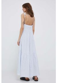 TOMMY HILFIGER - Tommy Hilfiger sukienka bawełniana kolor niebieski maxi rozkloszowana. Typ kołnierza: dekolt w karo. Kolor: niebieski. Materiał: bawełna. Długość rękawa: na ramiączkach. Typ sukienki: rozkloszowane. Długość: maxi #6