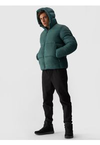 4f - 4F Kurtka puchowa z syntetycznym wypełnieniem męska - zielona XXL. Okazja: na co dzień. Typ kołnierza: kaptur. Kolor: zielony. Materiał: puch, syntetyk. Wzór: gładki. Sezon: zima. Styl: sportowy, klasyczny, casual #1