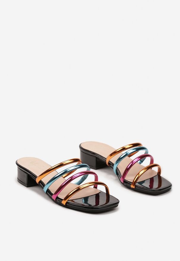 Born2be - Czarne Klapki na Niskim Obcasie z Paskami i Kwadratowym Noskiem Ascardia. Kolor: czarny. Obcas: na obcasie. Wysokość obcasa: niski