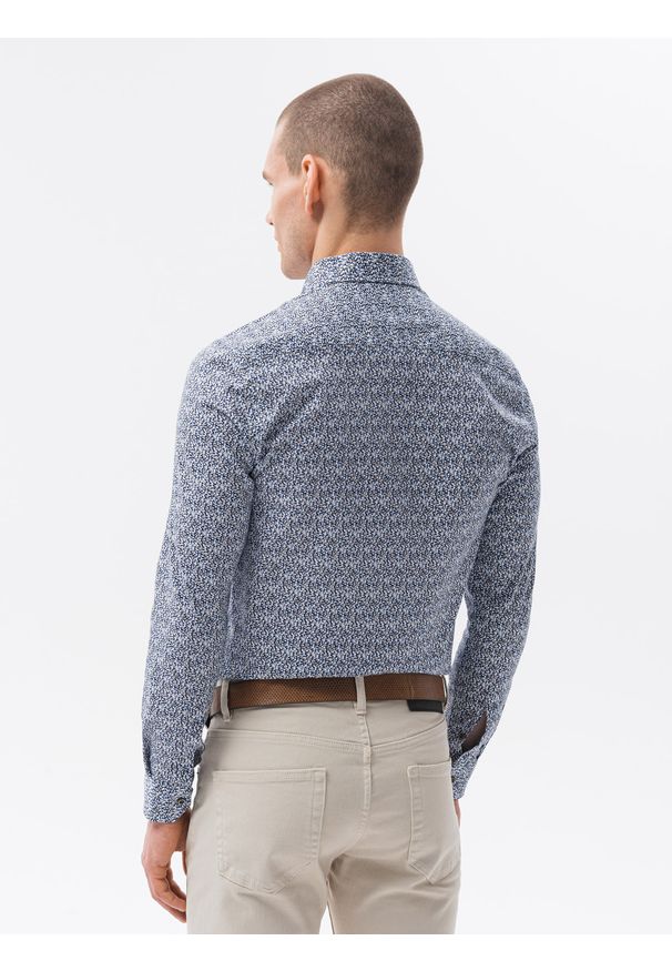 Ombre Clothing - Koszula męska z długim rękawem - niebieska K605 - XXL. Okazja: do pracy, na spotkanie biznesowe, na co dzień. Kolor: niebieski. Materiał: elastan, bawełna. Długość rękawa: długi rękaw. Długość: długie. Wzór: geometria. Styl: casual, klasyczny, biznesowy