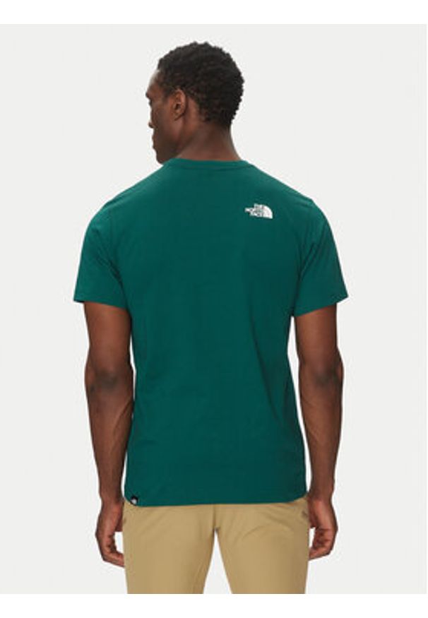 The North Face T-Shirt NF0A87NG6GI1 Zielony Regular Fit. Kolor: zielony. Materiał: bawełna, syntetyk
