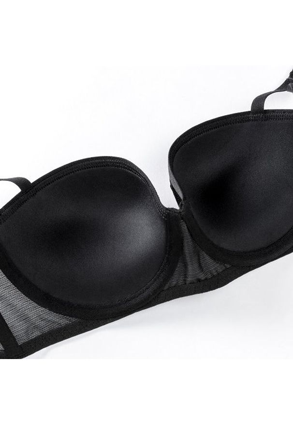 Intica - Komplet bielizny z subtelnymi zdobieniami na specjalne okazje Suphiye. Kolor: czarny. Materiał: materiał. Wzór: aplikacja