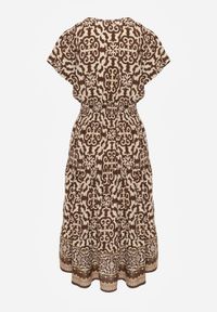 Renee - Brązowa Sukienka z Bawełny z Trójkątnym Dekoltem i Gumką w Talii Zapinana na Guziki Lavlea. Okazja: na co dzień. Kolor: brązowy. Materiał: bawełna. Długość rękawa: krótki rękaw. Sezon: lato. Typ sukienki: proste. Styl: wizytowy, casual #5