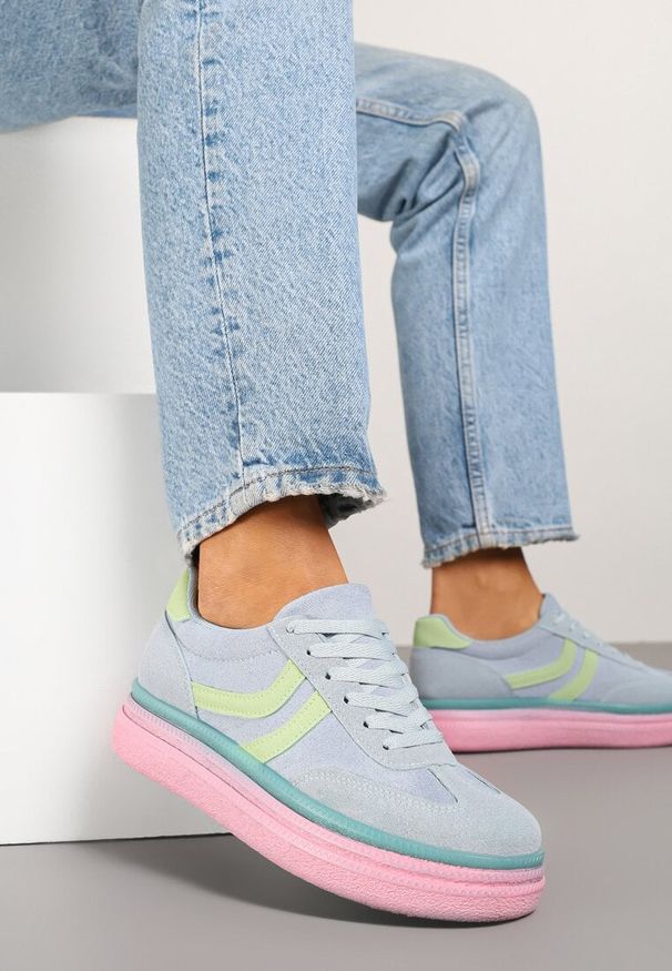 Born2be - Niebiesko-Różowe Sneakersy w Stylu Klasycznych Tenisówek na Grubej Podeszwie Grelritia. Okazja: na co dzień. Kolor: niebieski. Materiał: jeans