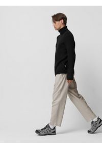 outhorn - Spodnie tkaninowe z lnem męskie - beżowe. Kolor: beżowy. Materiał: len, tkanina #2