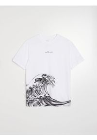 Sinsay - Bawełniana koszulka z napisem On The Ware - biały. Kolor: biały. Materiał: bawełna. Wzór: napisy #1