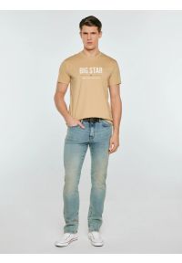 Big-Star - Koszulka męska o klasycznym kroju beżowa Bruno 800. Kolor: beżowy. Materiał: tkanina, bawełna. Wzór: nadruk. Styl: klasyczny #5