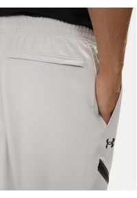 Under Armour Spodnie outdoor Unstoppable 1388823 Szary Loose Fit. Kolor: szary. Materiał: syntetyk. Sport: outdoor #5